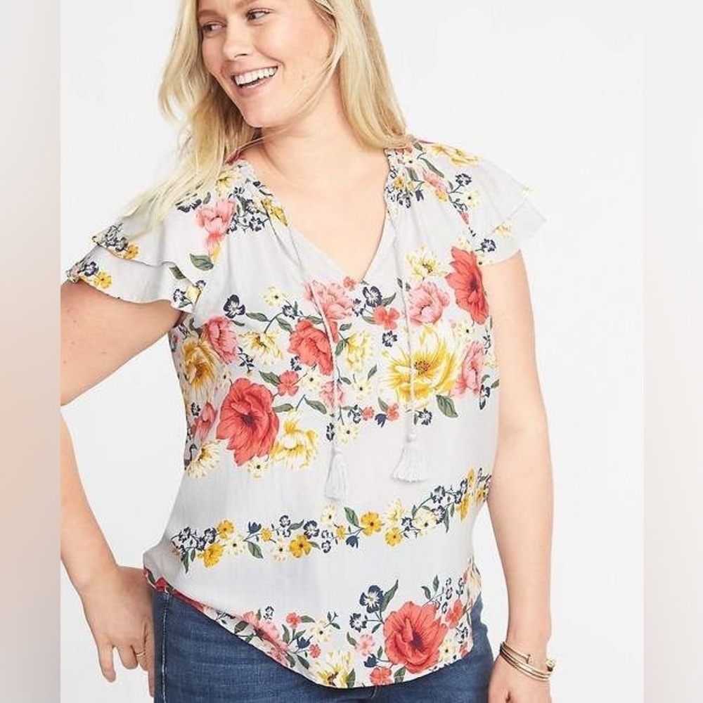 💚 3/$15 Floral Women's Top C - Picture 1 of 2